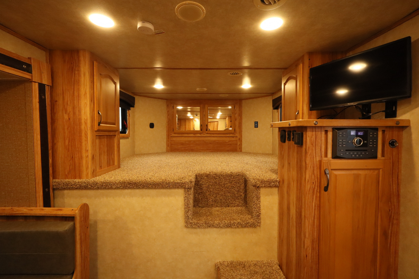 Used 2015 Bison Trailers 3 horse LQ Horse Trailer