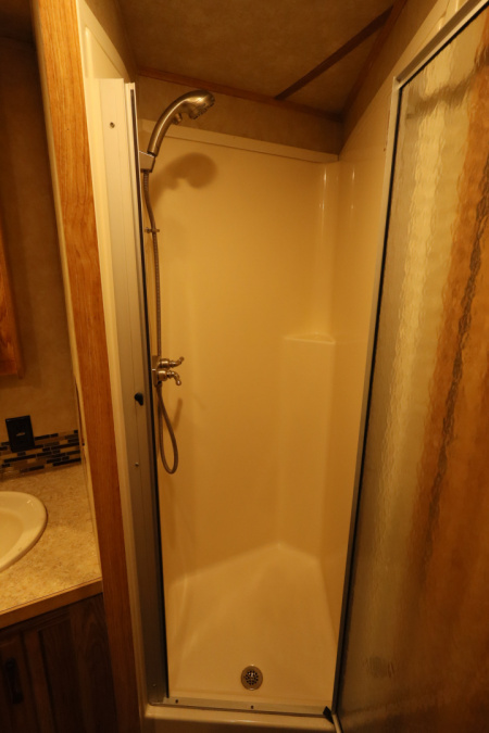 Used 2015 Bison Trailers 3 horse LQ Horse Trailer