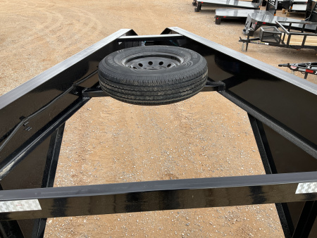 New 2026 PJ 102”x30’ Quest Gooseneck Flatbed w/ Singles – LQ