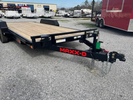 New 2023 MAXXD C4X8318