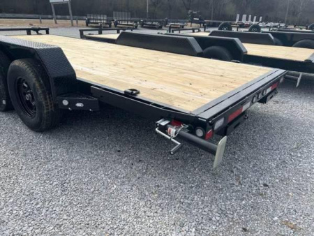 New 2023 MAXXD C4X8318