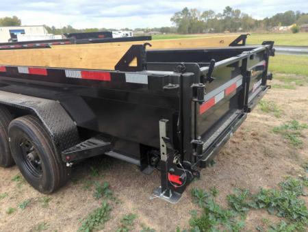 New 2025 Diamond C Trailers HDU208  Dump Trailer