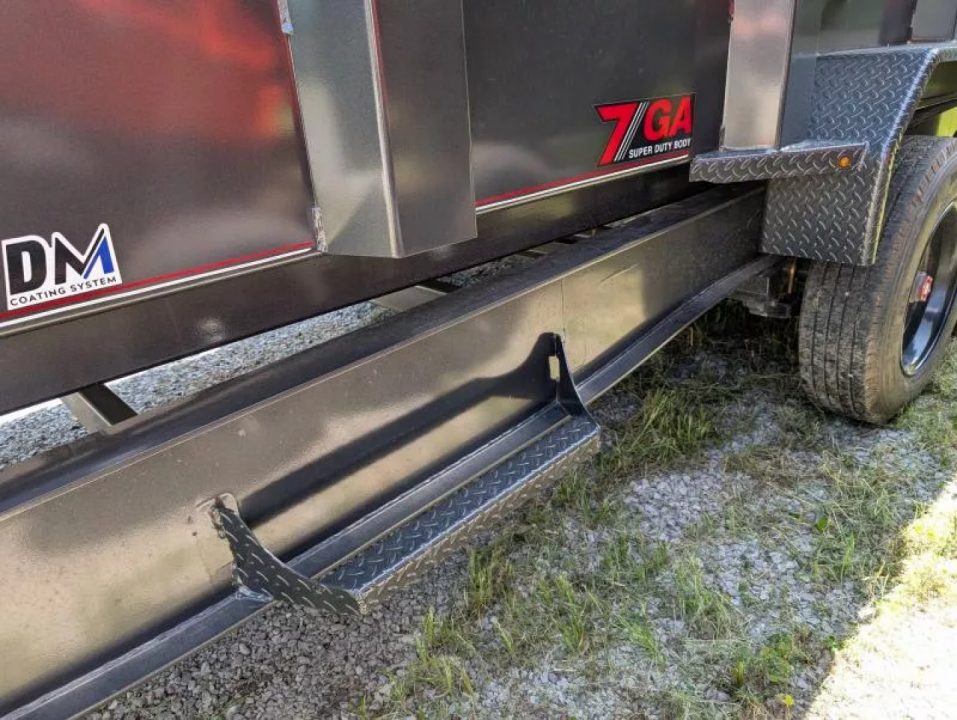 New 2025 Diamond C Trailers LPT208 Dump Trailer
