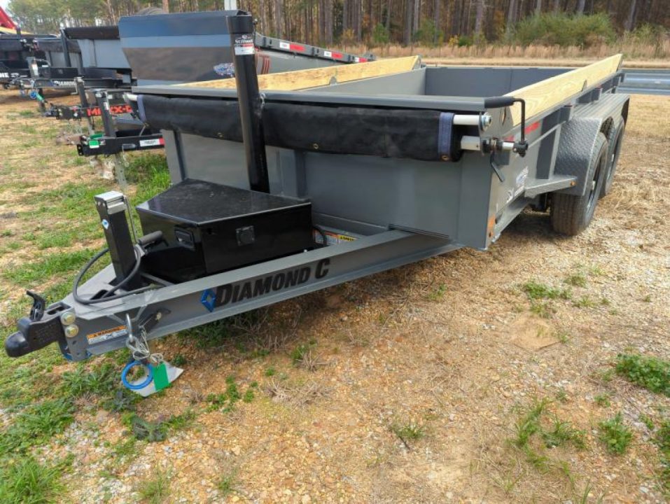 New 2025 Diamond C Trailers MDT206 Dump Trailer