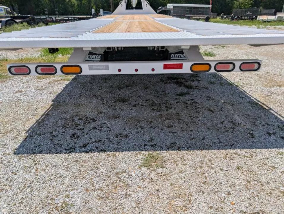 New 2025 Diamond C Trailers FMAX212HDT PACESETTER Deckover Trailer