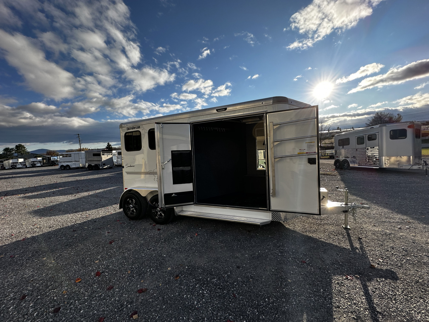 New 2026 Sundowner 2H Super Tack Horse Trailer