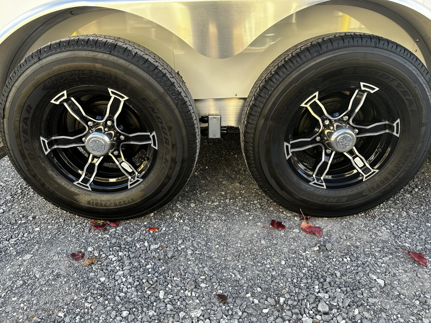 New 2026 Sundowner 2H Super Tack Horse Trailer