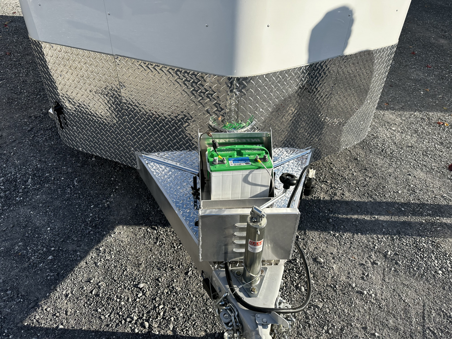 New 2026 Sundowner 2H Super Tack Horse Trailer