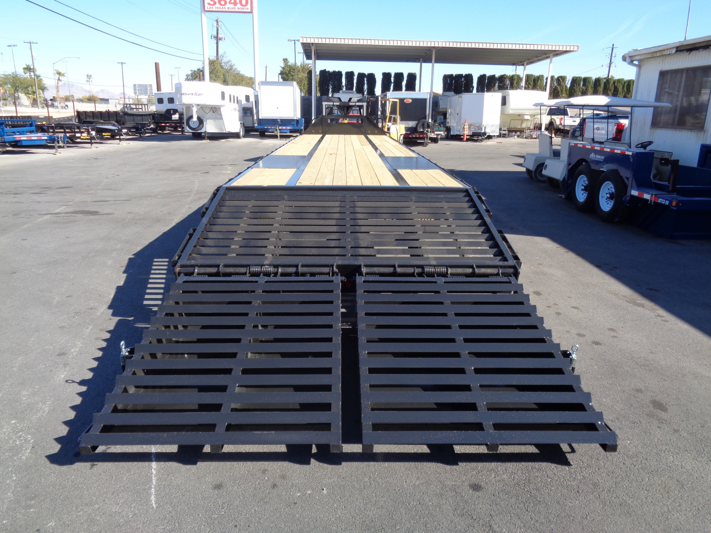 New 2026 Big Tex Trailer * 22GN-40D5A * 40ft Tandem Dual Wheel Gooseneck Trailer W/ Mega Ramps