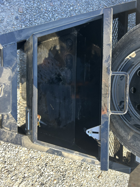 New 2026 MAXXD 83" X 24' 17.5K Tilt Equipment Trailer