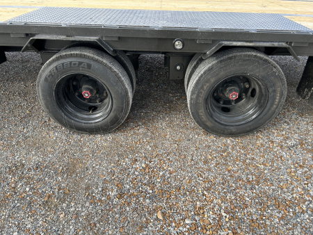 New 2026 MAXXD Gooseneck Flatbed Trailer | 102" x 40' 40K GVWR