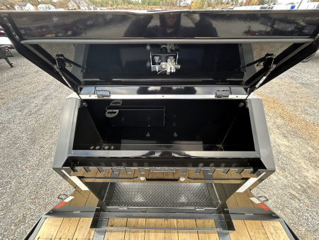 New 2026 MAXXD Gooseneck Flatbed Trailer | 102" x 40' 40K GVWR