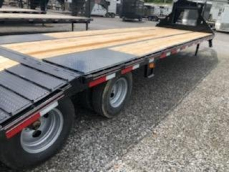 New 2025 Diamond C Trailers FMAX210 32 x 102 HDT Equipment Trailer