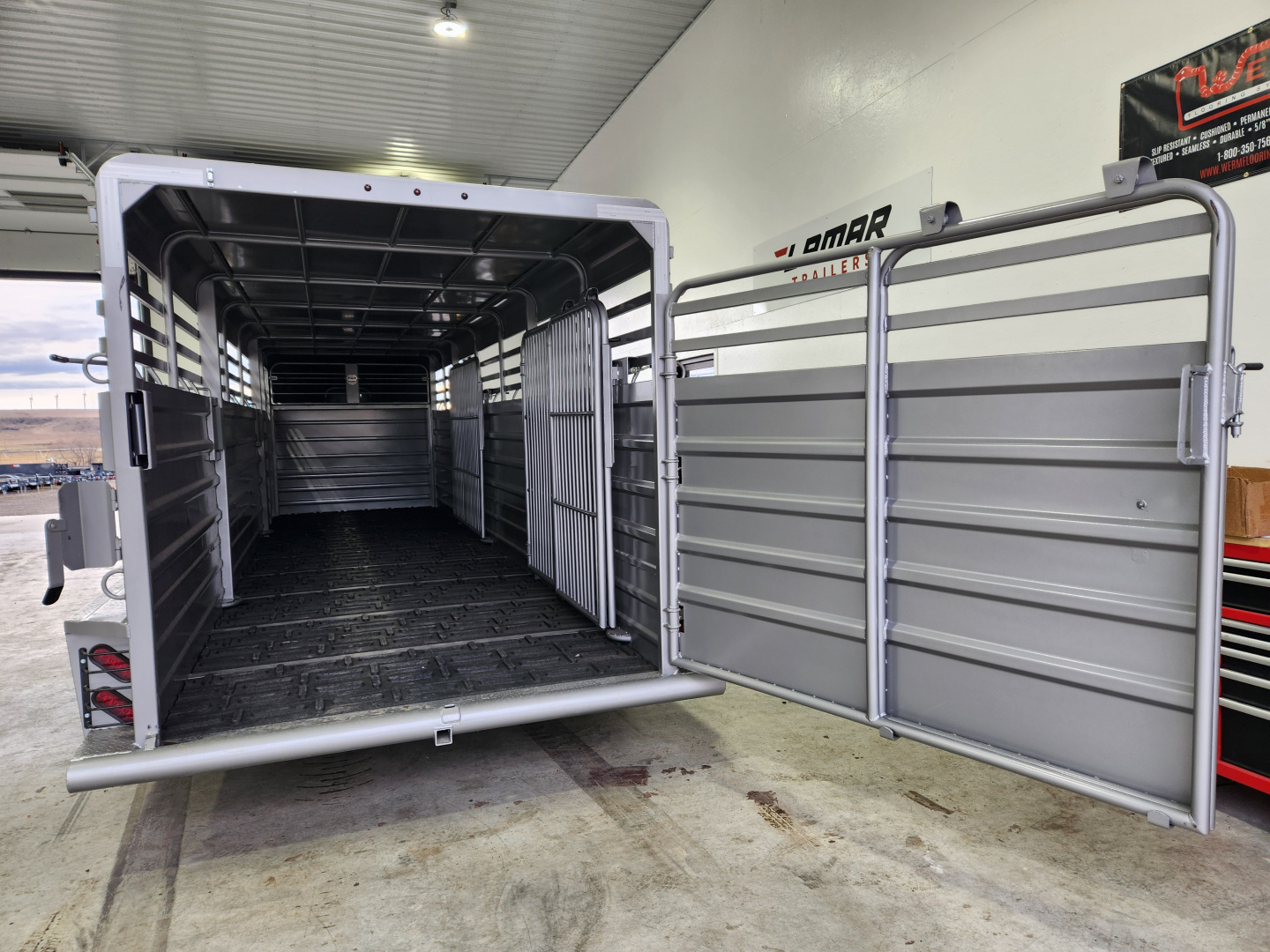 New 2026 GR Gooseneck 28' Stock Trailer 21K