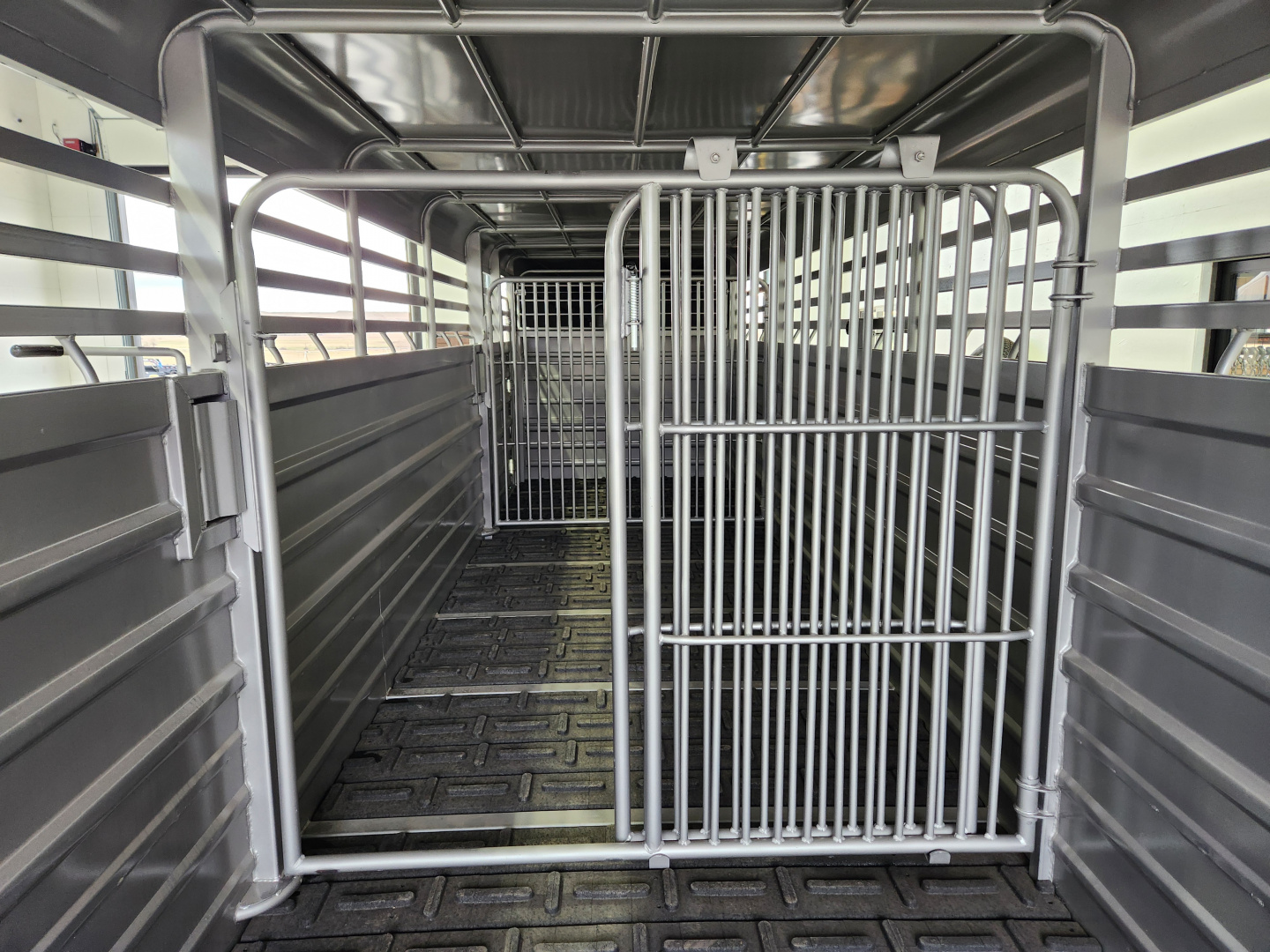 New 2026 GR Gooseneck 28' Stock Trailer 21K