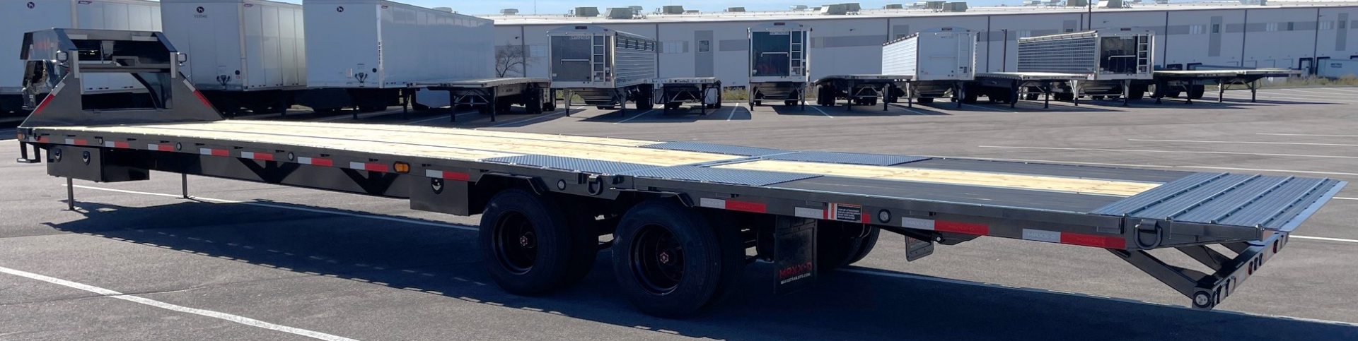 New MAXX-D YDX 102"X 40' Dual Tandem Gooseneck Flatbed Equipment Trailer w/ Hydraulic Dove & Jacks:15K Axles