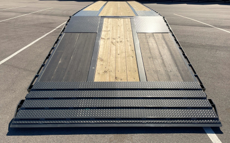 New MAXX-D YDX 102"X 40' Dual Tandem Gooseneck Flatbed Equipment Trailer w/ Hydraulic Dove & Jacks:15K Axles