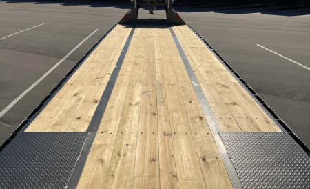 New MAXX-D YDX 102"X 40' Dual Tandem Gooseneck Flatbed Equipment Trailer w/ Hydraulic Dove & Jacks:15K Axles