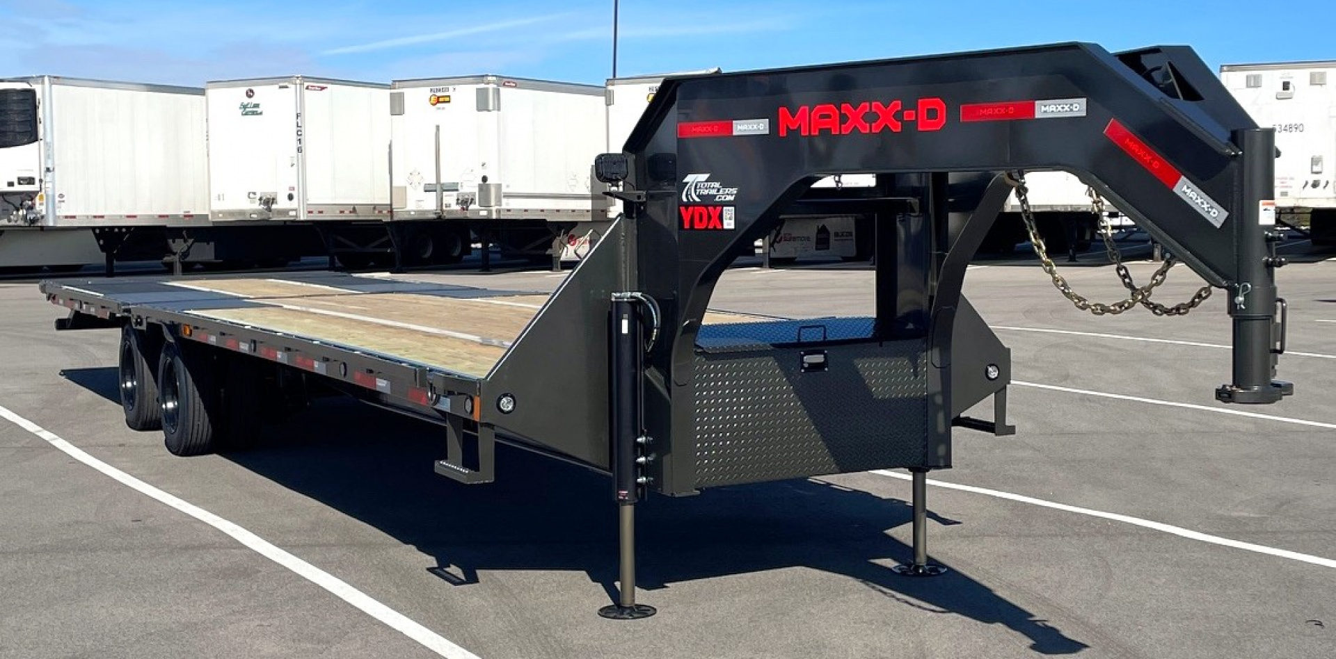 New MAXX-D YDX 102"X 32' Dual Tandem Gooseneck Flatbed Equipment Trailer w/ Hydraulic Dove & Jacks:15K Axles