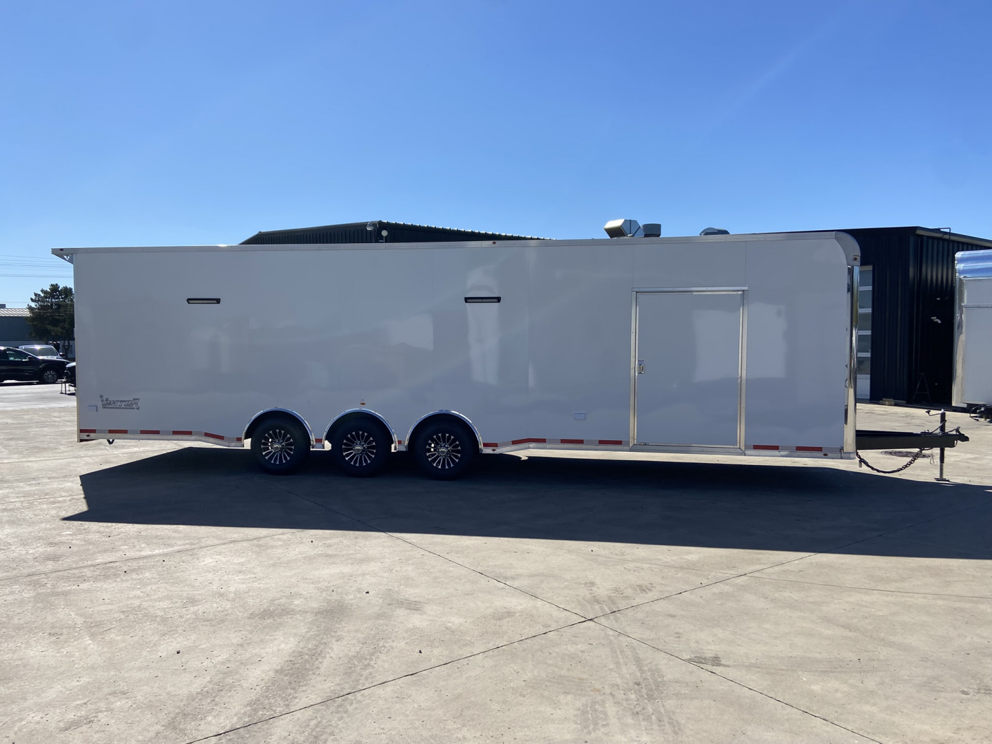 New 2026 Vintage Racing Trailer 32'