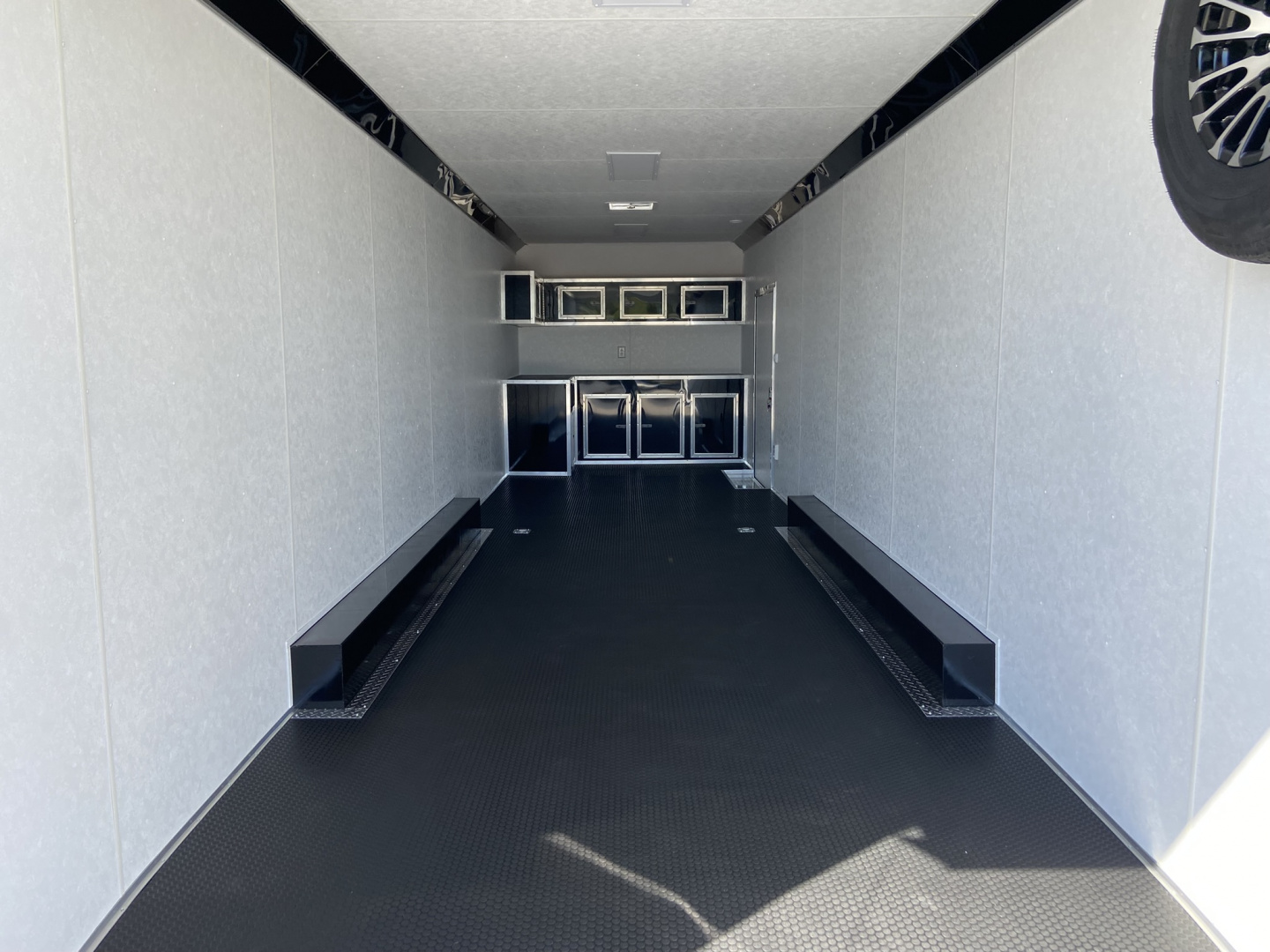 New 2026 Vintage Racing Trailer 32'