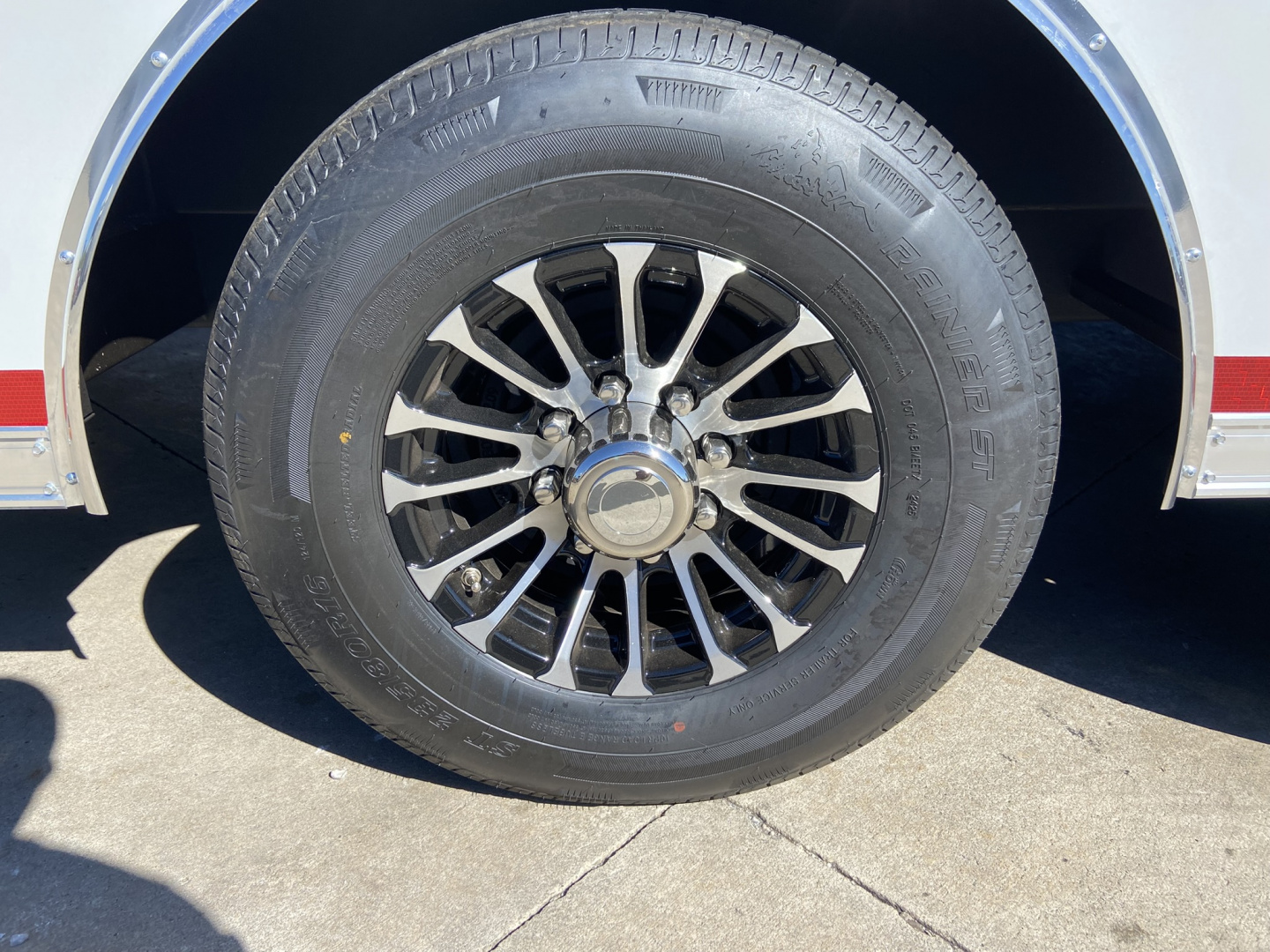 New 2026 Vintage Racing Trailer 32'