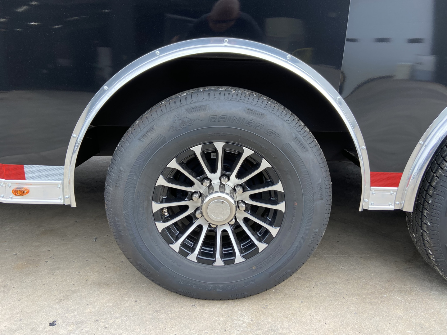 New 2026 Vintage Race Trailer 34'