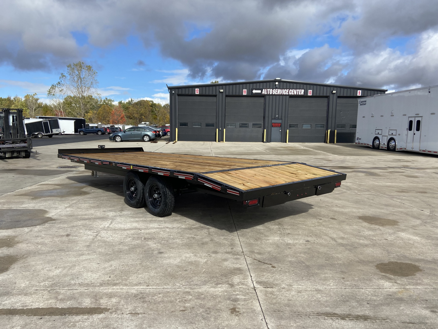 New 2026 Triple R 19+3' Equipment Trailer