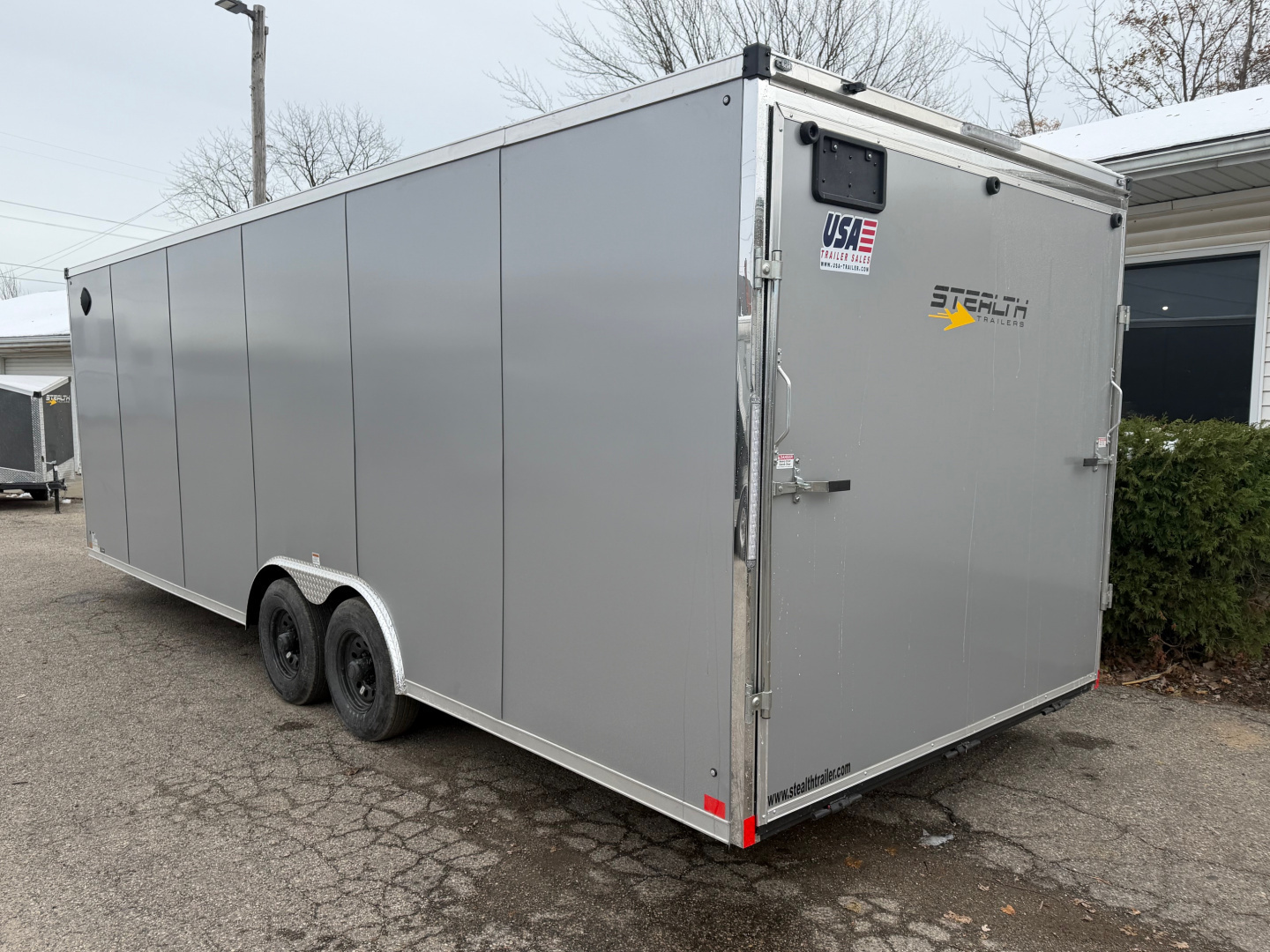 New 2026 Stealth Titan 8.5 x 24 Enclosed Car Hauler with Ramp 10K GVW with 7ft interior and Screwless Exterior