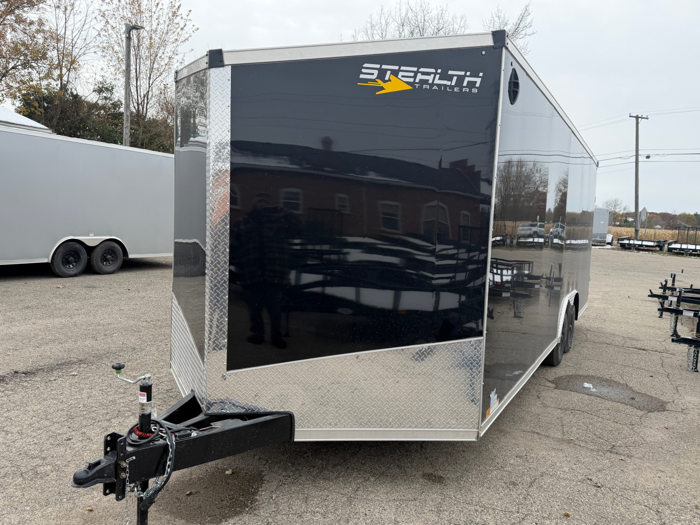New 2026 Stealth Titan 8.5 x 22 Enclosed Car Hauler with Ramp 10K GVW with 7ft interior and Screwless Exterior