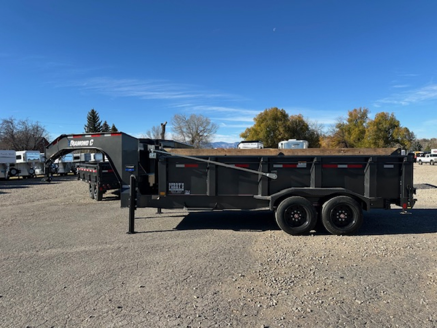 New 2026 Diamond C 16' Dump Box GN