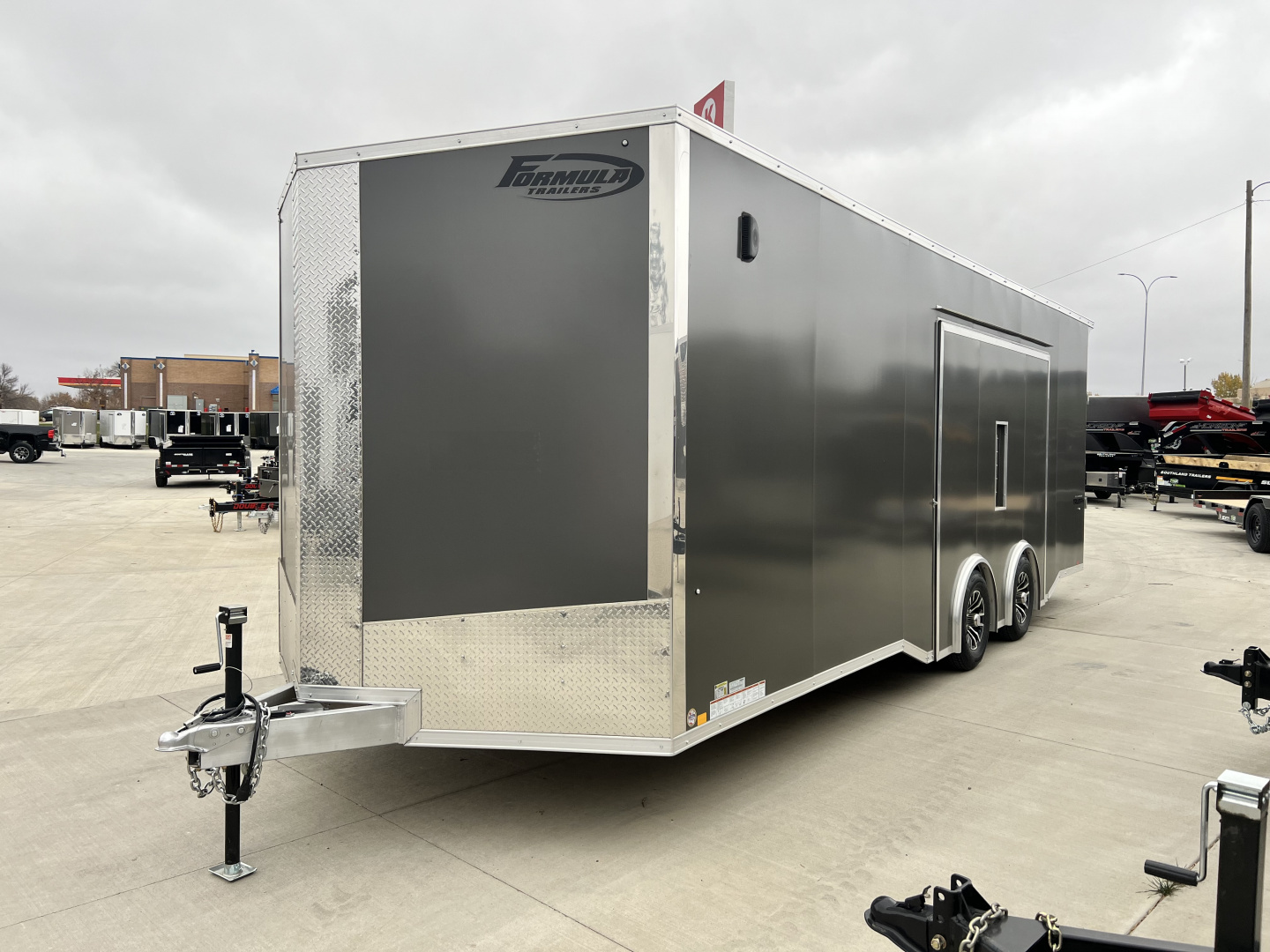 New NEW 2026 Formula Triumph ALUMINUM 8.5x24 +V, 7’ TALL, WHITE Interior, QUALITY Enclosed Rear Ramp Car Hauler Cargo Trailer