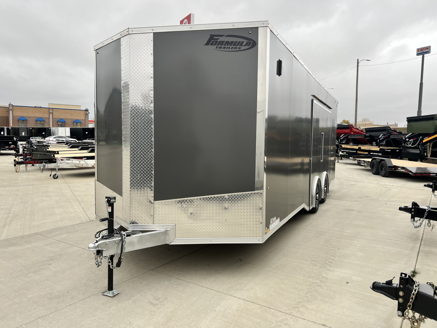 New NEW 2026 Formula Triumph ALUMINUM 8.5x24 +V, 7’ TALL, WHITE Interior, QUALITY Enclosed Rear Ramp Car Hauler Cargo Trailer