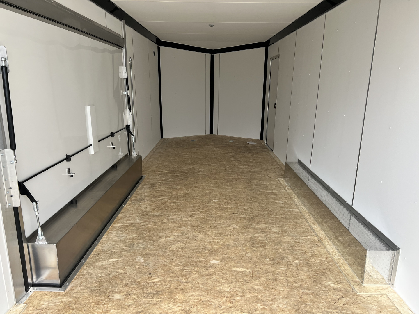 New NEW 2026 Formula Triumph ALUMINUM 8.5x24 +V, 7’ TALL, WHITE Interior, QUALITY Enclosed Rear Ramp Car Hauler Cargo Trailer