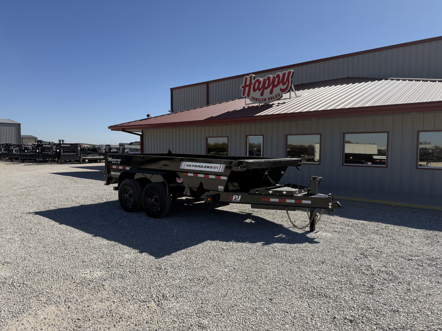 New 2026 PJ 83"x14' BP Tandem Axle Low Pro Telescopic Dump w/ 24" Sides – DT