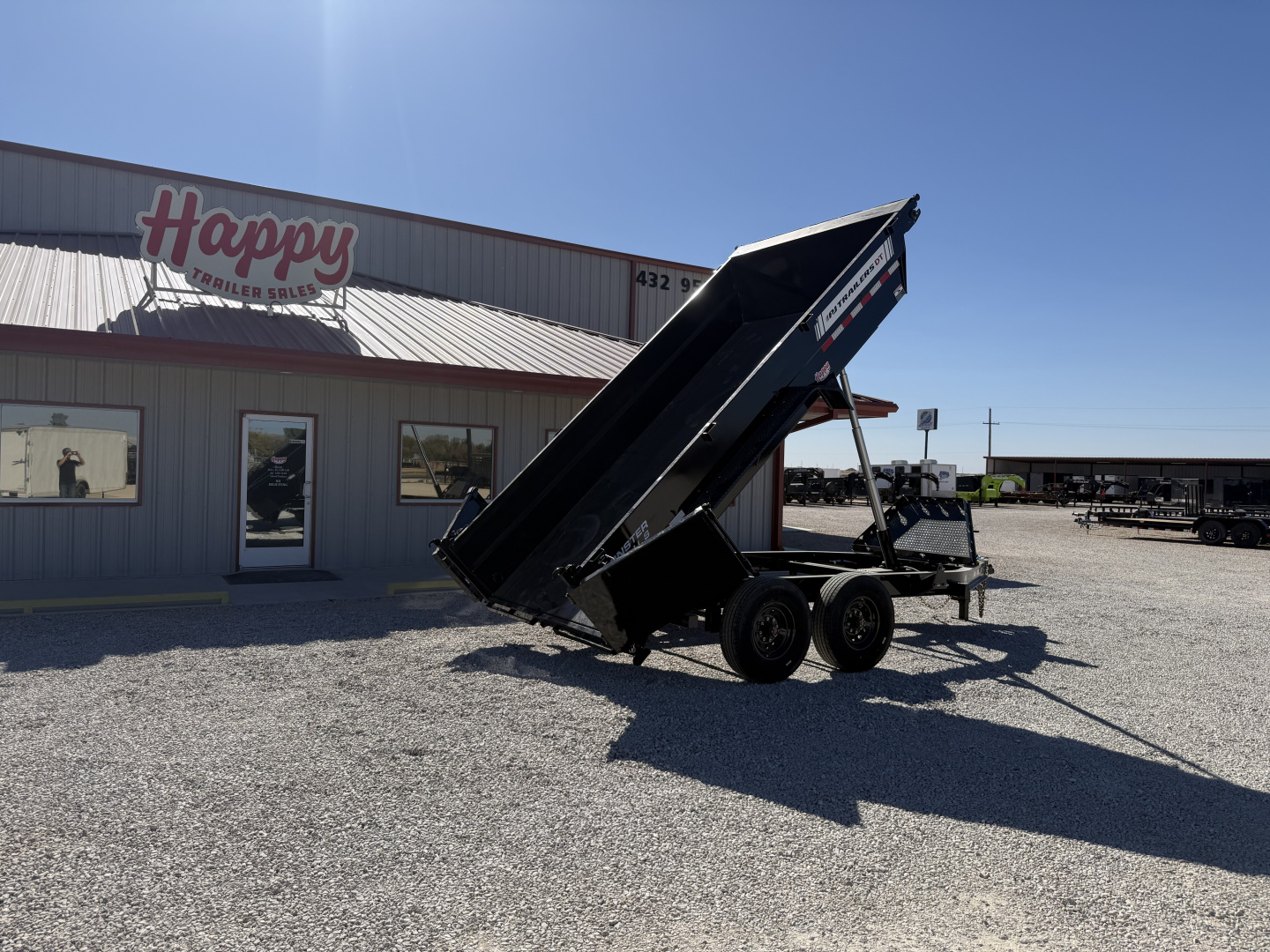 New 2026 PJ 83"x14' BP Tandem Axle Low Pro Telescopic Dump w/ 24" Sides – DT