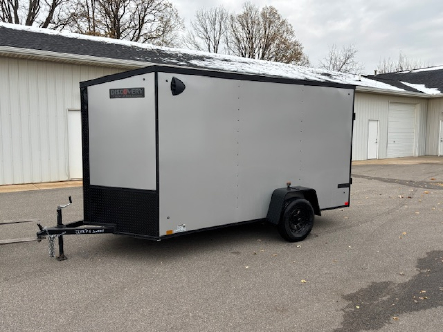 New 2026 Discovery Trailers 6x12 V-Nose Ramp Door