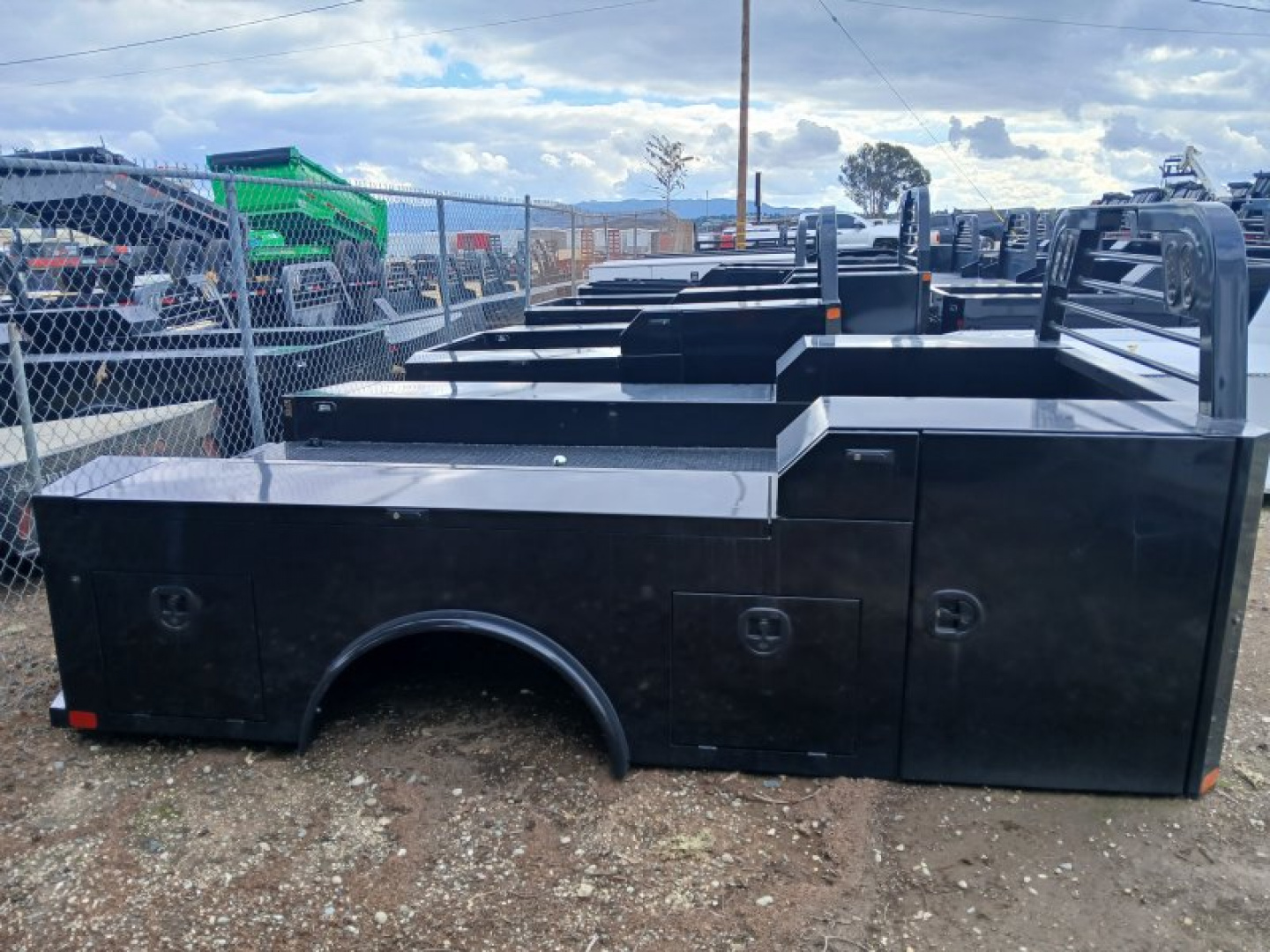 New 2026 Norstar SD-service deck Truck Bed