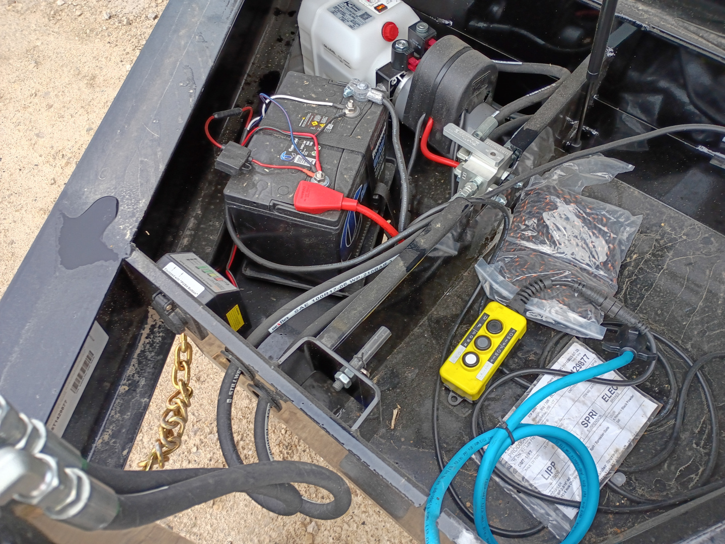 New 2026 PJ Trailers DM163