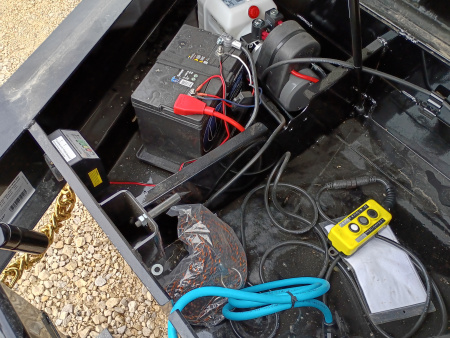 New 2026 PJ Trailers DL142