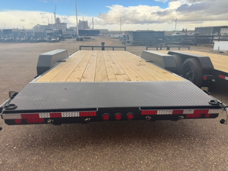 New 2026 PJ Trailers CE (16') Equipment Trailer-10K