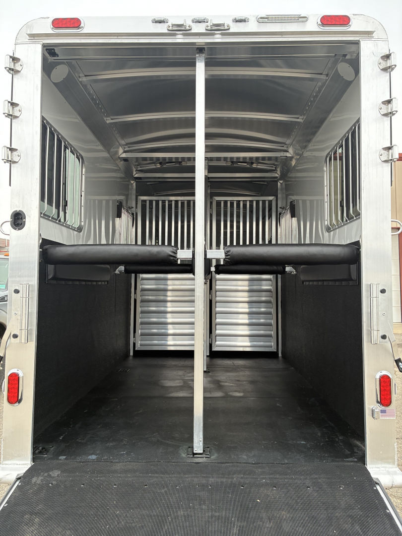 New 2027 4-Star 2 + 1 Horse Trailer