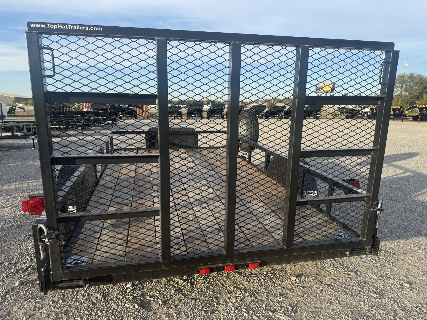 Used 2016 Top Hat Trailers DSA12X77 Utility Trailer (USED)