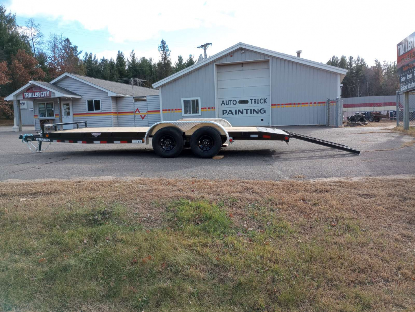 New 2026 PJ Trailers 83" x 18' C5 Car Hauler