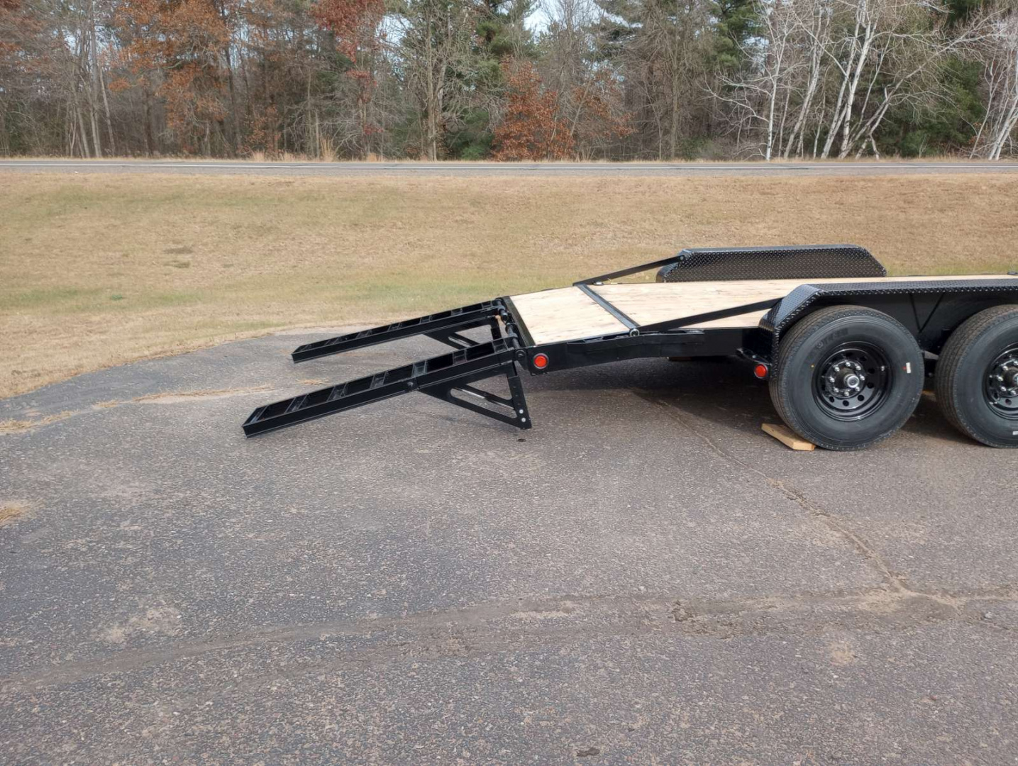 New 2026 PJ TRAILERS 83" x 18' CC Equipment Trailer