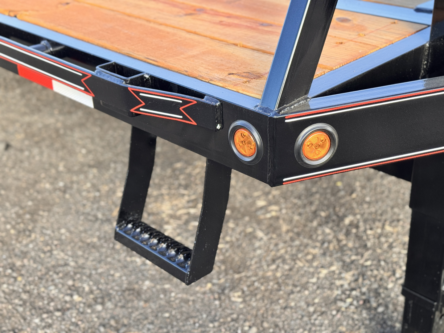 New 2026 Diamond T 8.5-32 Tandem Dual Gooseneck W/ MAXX Ramps 24K GVWR