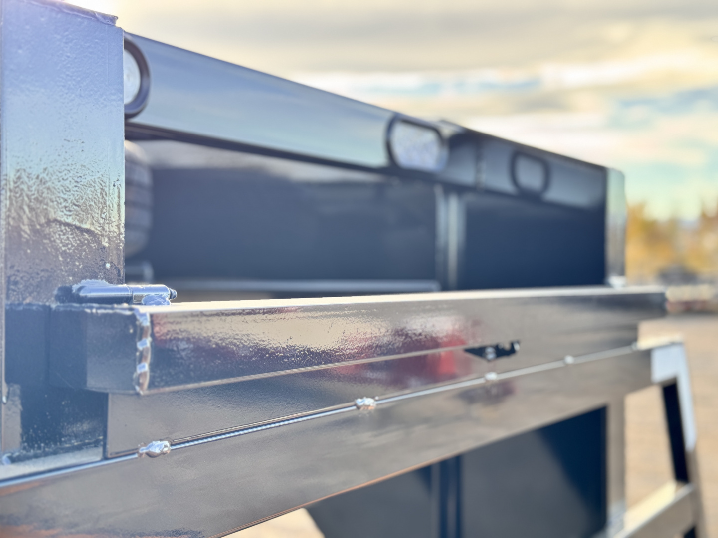 New 2026 Diamond T 8.5-32 Tandem Dual Gooseneck W/ MAXX Ramps 24K GVWR