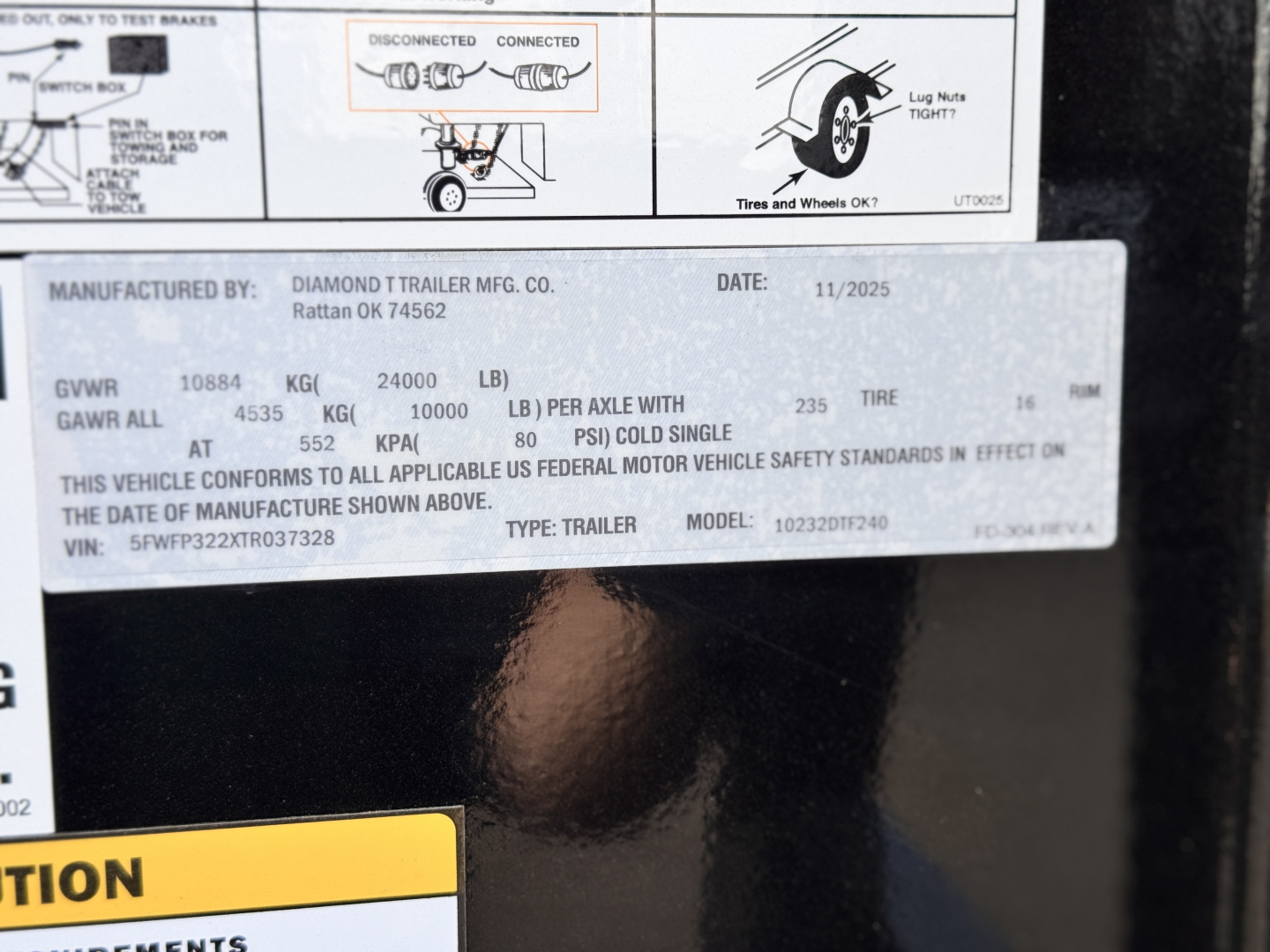 New 2026 Diamond T 8.5-32 Tandem Dual Gooseneck W/ MAXX Ramps 24K GVWR