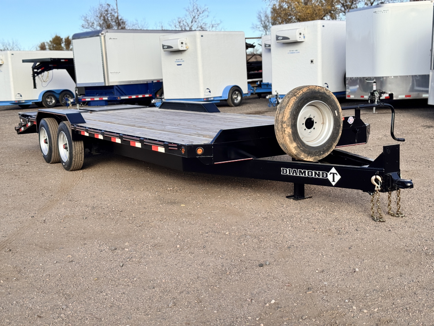 New 2026 Diamond T 8.5-24 Gooseneck SKID-PRO Equipment Hauler 20K GVWR