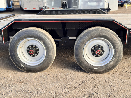 New 2026 Diamond T 8.5-24 Gooseneck SKID-PRO Equipment Hauler 20K GVWR